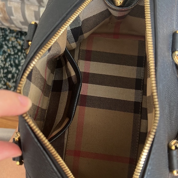 BURBERRY Small Alchester Tote Bag - Picture 8 of 16